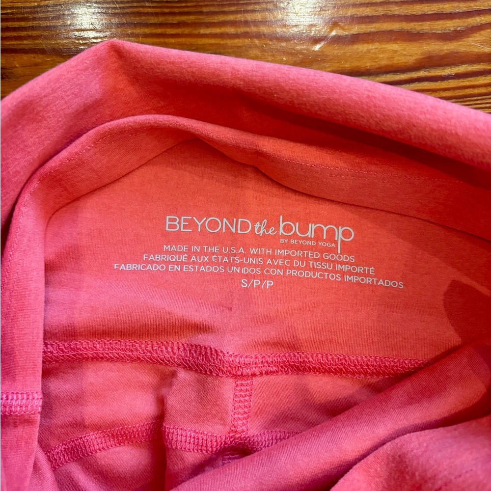 NWT Beyond Yoga Maternity Biker Short - Picture 4 of 4